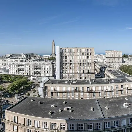 F2 Immeuble Perret Avec Vue A 180 ° Sur La - Parking Privatif - Hypercentre * Le Havre